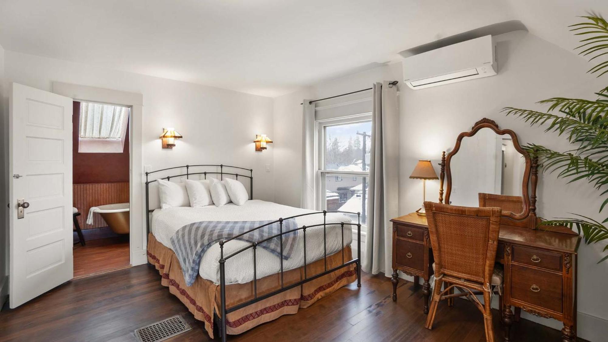 Greenbriar Inn 코어 드얼린 외부 사진