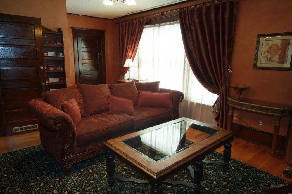 Greenbriar Inn 코어 드얼린 외부 사진